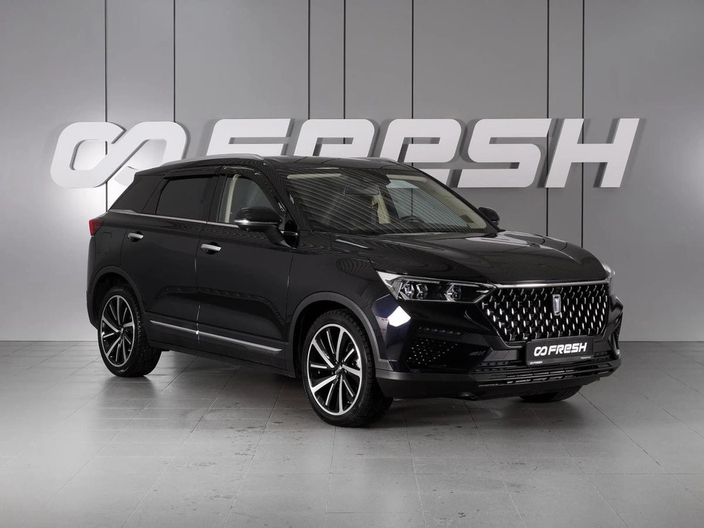 Внедорожник FAW Bestune T77 2023 года, 1998000 рублей, Красный Пахарь