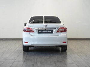 Седан Toyota Corolla 2011 года, 1299000 рублей, Саратов