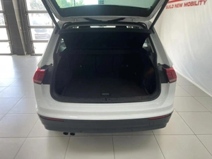 Внедорожник Volkswagen Tiguan 2018 года, 2420000 рублей, Смоленск