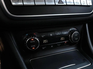 Внедорожник Mercedes-benz GLA-класс 2018 года, 2699000 рублей, Волгоград