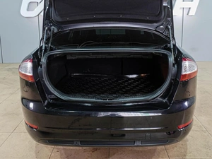 Седан Ford Mondeo 2013 года, 949000 рублей, Воронеж