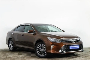 Седан Toyota Camry 2017 года, 2729000 рублей, Сургут