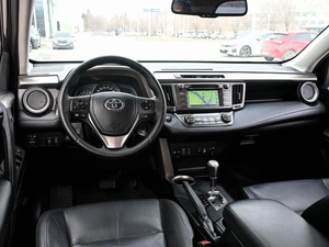 Внедорожник Toyota RAV4 2014 года, 1990000 рублей, Волгоград