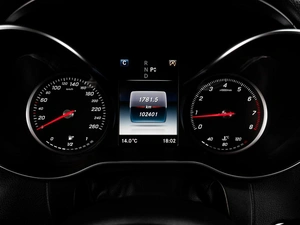 Седан Mercedes-benz C-класс 2017 года, 2499000 рублей, Тюмень