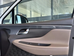 Внедорожник Hyundai Santa Fe 2023 года, 3825000 рублей, Уфа