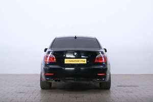 Седан BMW 5 серия 2006 года, 1269000 рублей, Омск