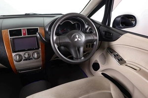 Хетчбэк Mitsubishi Colt 2006 года, 479000 рублей, Пермь