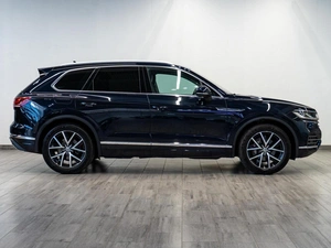 Внедорожник Volkswagen Touareg 2020 года, 5699000 рублей, Саратов