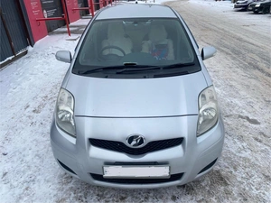 Хетчбэк Toyota Vitz 2008 года, 620000 рублей, Красноярск