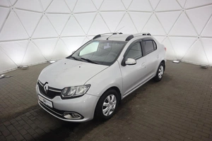 Седан Renault Logan 2016 года, 780000 рублей, Орёл