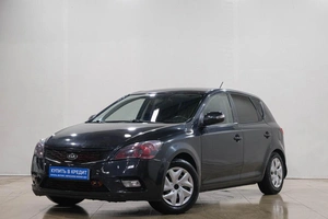 Хетчбэк Kia Ceed 2010 года, 729000 рублей, Новокузнецк