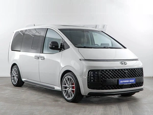 Минивэн Hyundai Staria 2021 года, 4545055 рублей, Москва