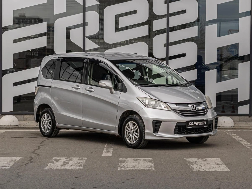 Минивэн Honda Freed 2014 года, 1219000 рублей, Краснодар