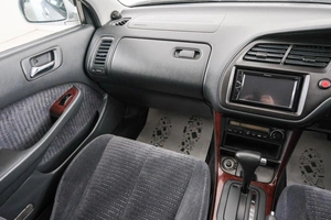 Седан Honda Accord 2000 года, 449000 рублей, Красноярск