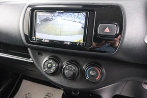 Хетчбэк Toyota Vitz 2019 года, 949000 рублей, Красноярск