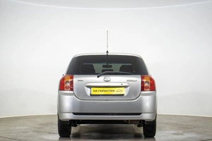 Хетчбэк Toyota Corolla 2006 года, 649000 рублей, Оренбург