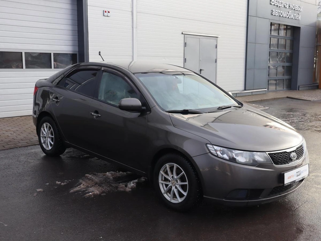 Седан Kia Cerato 2010 года, 685000 рублей, Железногорск