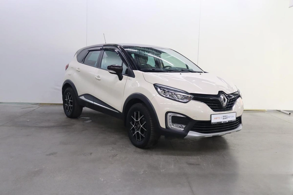 Внедорожник Renault Kaptur 2018 года, 1595000 рублей, Брянск
