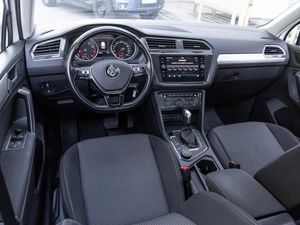 Внедорожник Volkswagen Tiguan 2019 года, 2049000 рублей, Волгоград