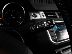 Внедорожник Land Rover Range Rover Evoque 2013 года, 1819000 рублей, Тюмень