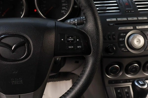 Хетчбэк Mazda 3 2011 года, 899000 рублей, Челябинск