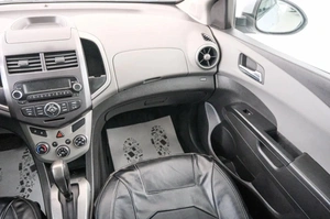Седан Chevrolet Aveo 2012 года, 659000 рублей, Красноярск