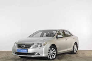 Седан Toyota Camry 2012 года, 1499000 рублей, Тюмень