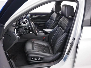 Седан BMW 5 серия 2019 года, 3799046 рублей, Москва