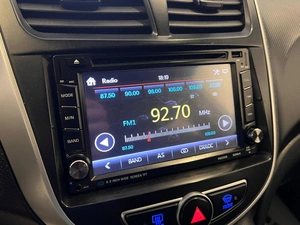 Седан Hyundai Solaris 2016 года, 769000 рублей, Красноярск