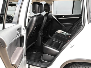 Внедорожник Volkswagen Tiguan 2011 года, 1699000 рублей, Кирилловка