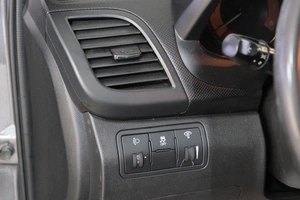 Седан Hyundai Solaris 2013 года, 999000 рублей, Омск