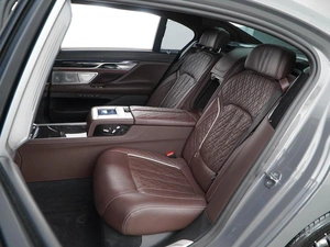 Седан BMW 7 серия 2019 года, 5888077 рублей, Москва