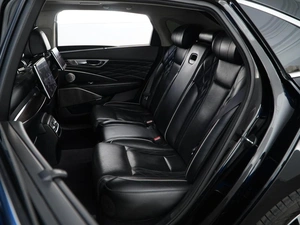 Седан Kia K900 2019 года, 2419999 рублей, Москва