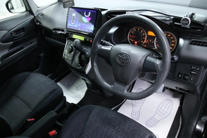 Минивэн Toyota Wish 2011 года, 1048000 рублей, Солонцы