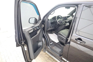 Минивэн Volkswagen Multivan 2018 года, 4999000 рублей, Обнинск