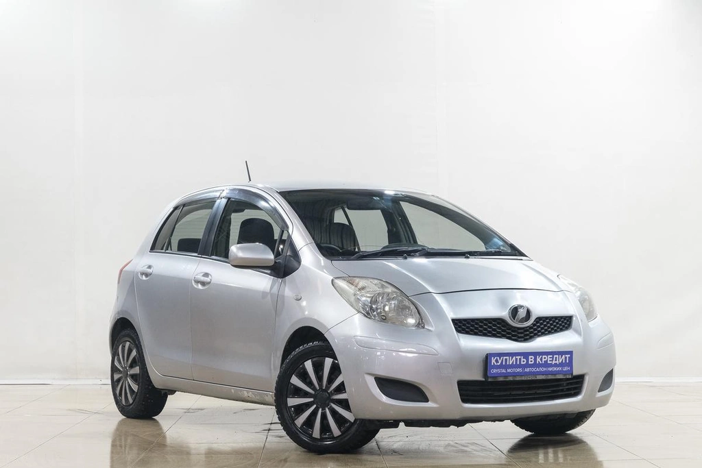 Хетчбэк Toyota Vitz 2009 года, 629000 рублей, Новокузнецк