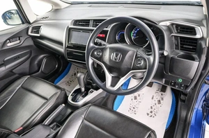 Хетчбэк Honda Fit 2015 года, 999000 рублей, Красноярск