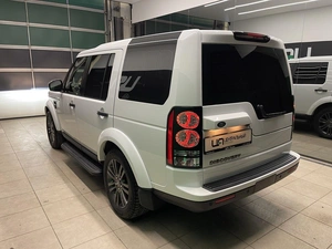 Внедорожник Land Rover Discovery 2016 года, 2490000 рублей, Красноярск