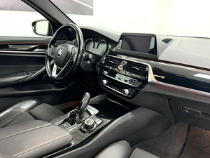 Седан BMW 5 серия 2018 года, 3545000 рублей, Красноярск