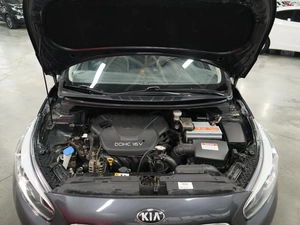 Хэтчбек Kia Ceed 2013 года, 1250000 рублей, Курск