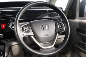 Минивэн Honda Stepwgn 2016 года, 1689000 рублей, Новосибирск
