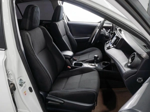 Внедорожник Toyota RAV4 2017 года, 2769000 рублей, Тюмень