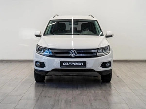 Внедорожник Volkswagen Tiguan 2013 года, 1879000 рублей, Саратов