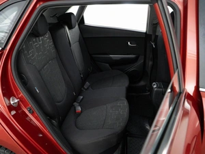 Хетчбэк Kia Rio 2016 года, 1300050 рублей, Москва
