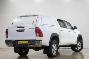 Пикап Toyota Hilux 2016 года, 2889000 рублей, Новокузнецк