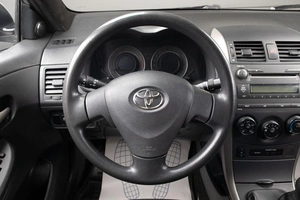 Седан Toyota Corolla 2008 года, 749000 рублей, Оренбург