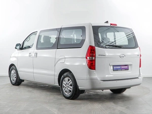 Минивэн Hyundai H-1 2019 года, 3388888 рублей, Москва