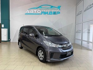 Минивэн Honda Freed 2014 года, 1099000 рублей, Красноярск