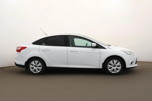 Седан Ford Focus 2013 года, 1095000 рублей, Орёл