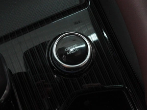 Внедорожник Geely Monjaro 2023 года, 3529000 рублей, Минеральные Воды